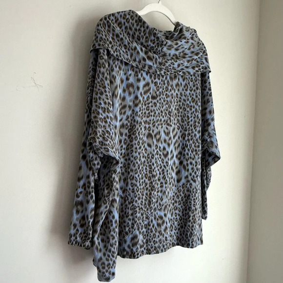 Tianello Oversized Leopard Print Cowl Neck Blouse - Size S - Picture 5 of 14